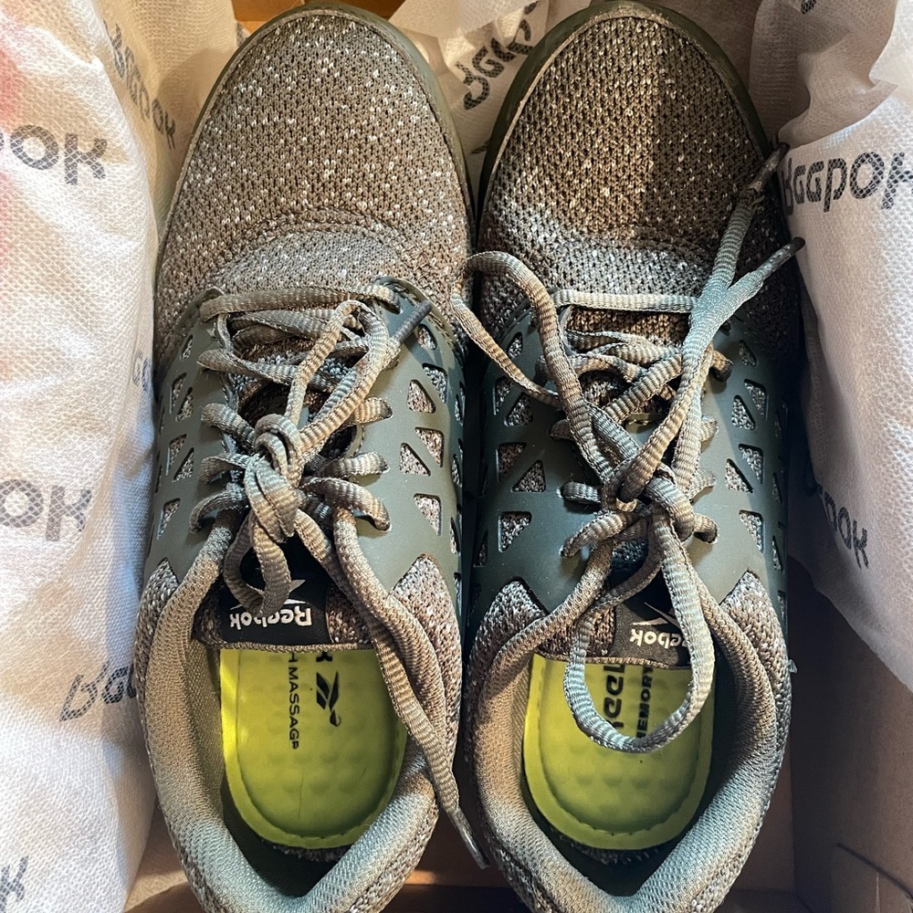 Reebok composite toe shoes